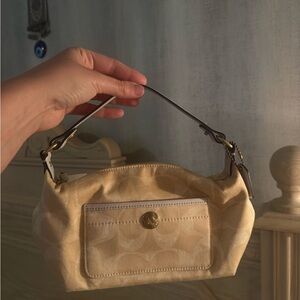 Coach Elegant Cream Handbag